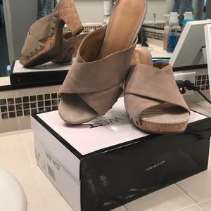 Nine West slip on dress shoe size 9.5